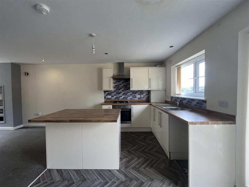 Open Plan Kitchen Living