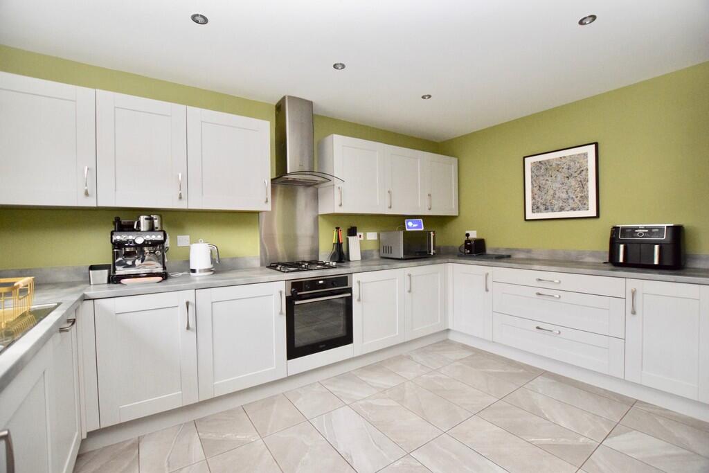 Kitchen/Dining Ro...