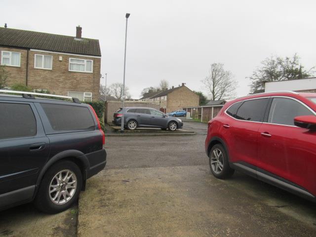 Parking &amp; Gardens