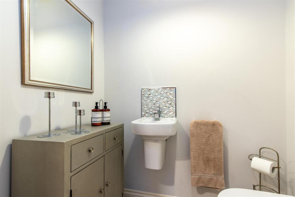 2 truman close-hi-38.jpg