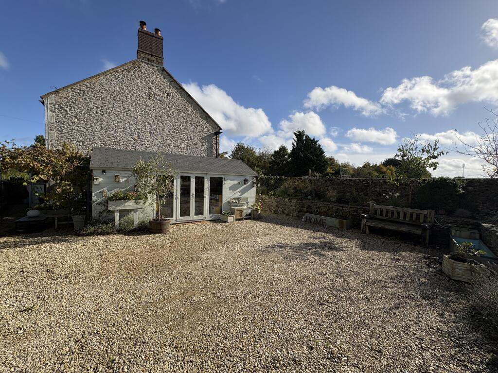 Photo 17-10-2024, 12 09 42