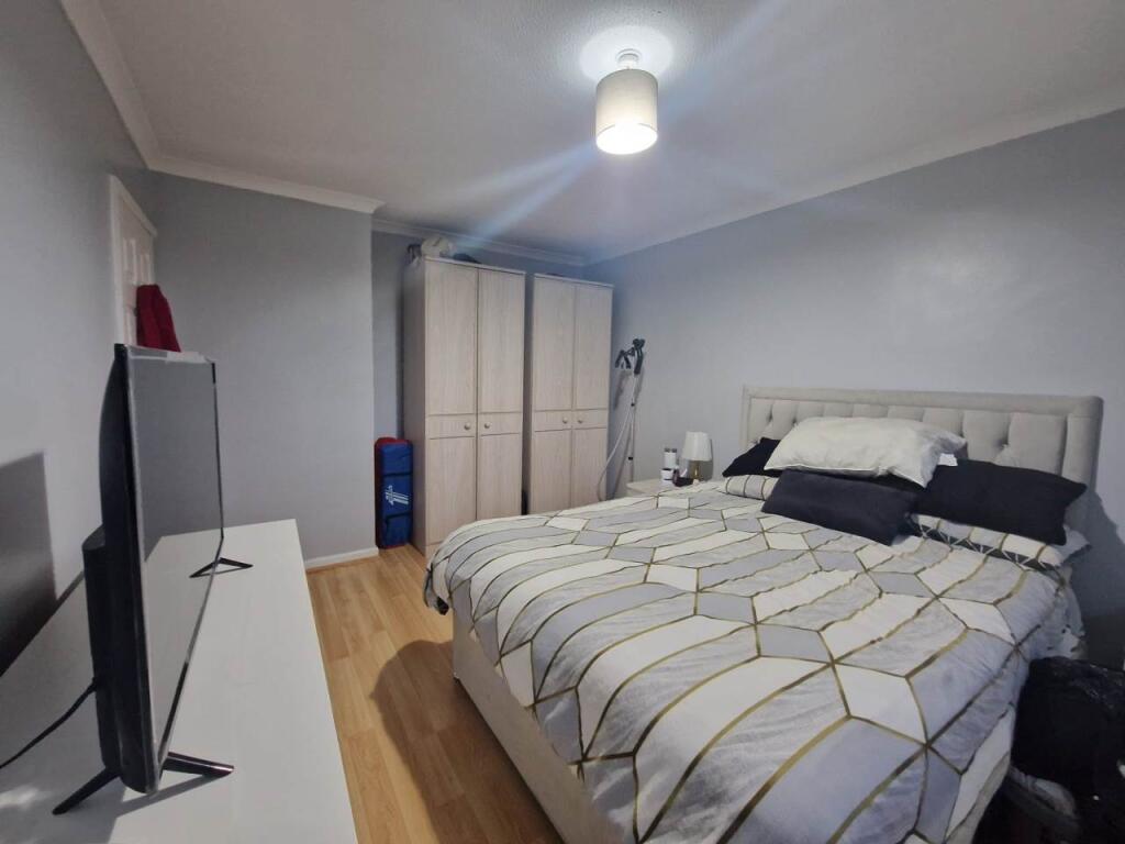 Bed 1