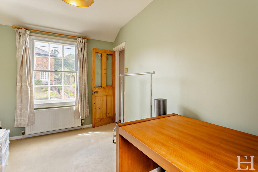 8649461-interiorW...