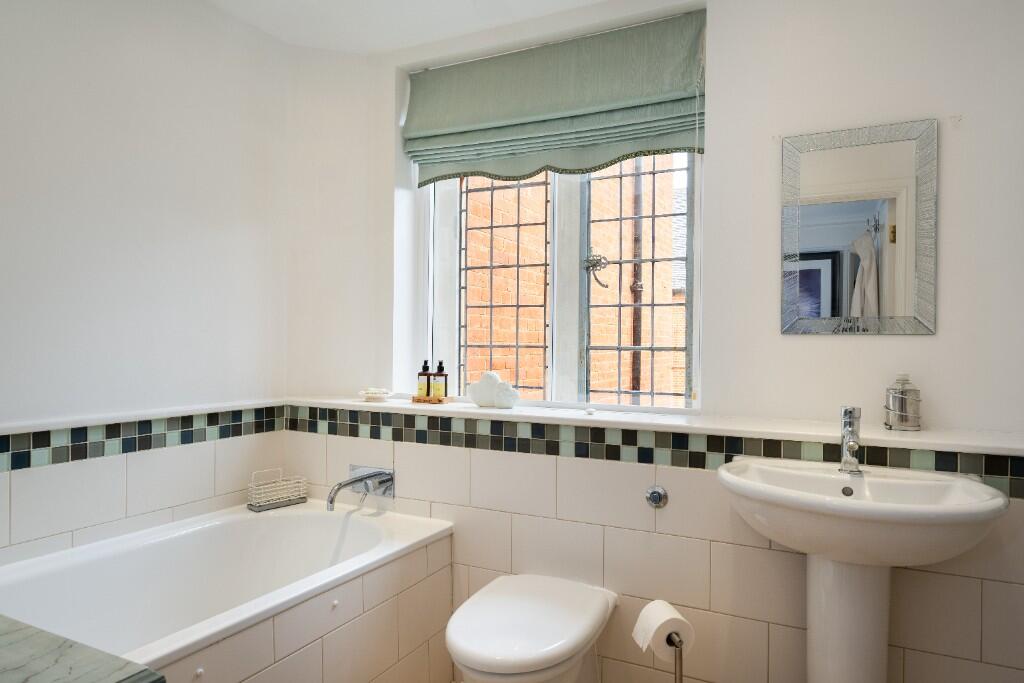 Family bathroom