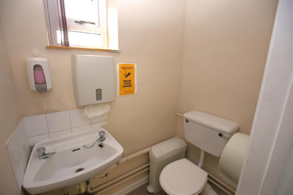 Ground Floor Cloakroom