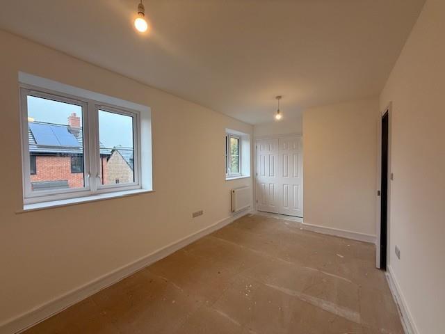 Bedroom 1-2.jpg