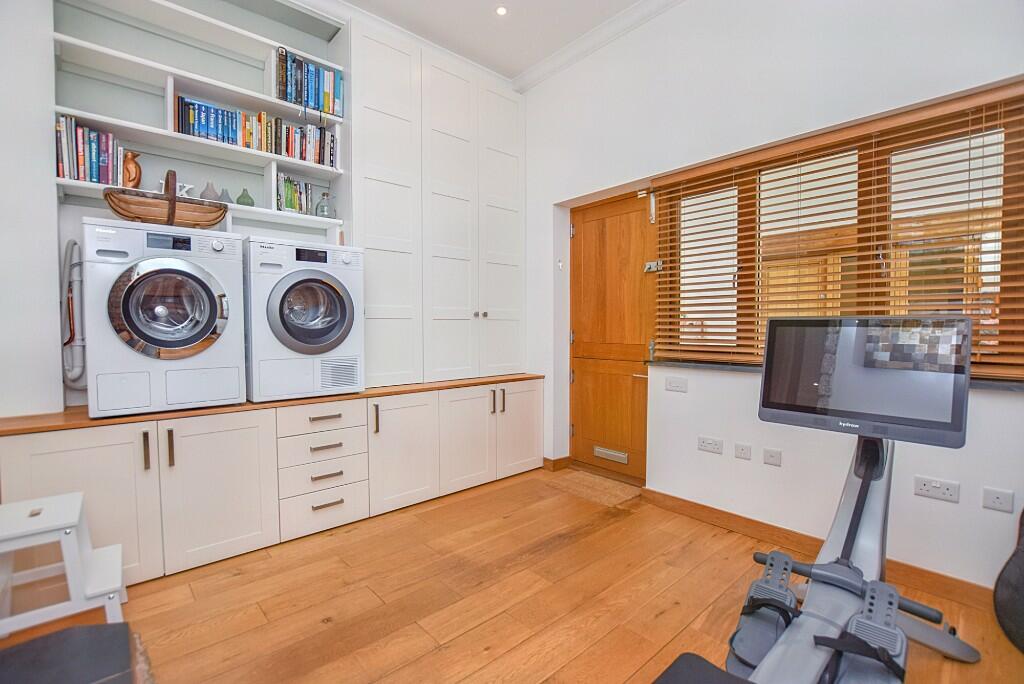 Hobbies/utility room