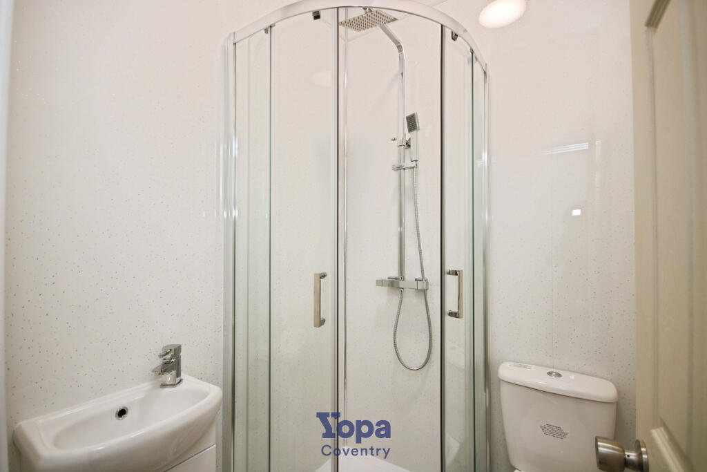 B6a7db49-Shower 20Room.JPG