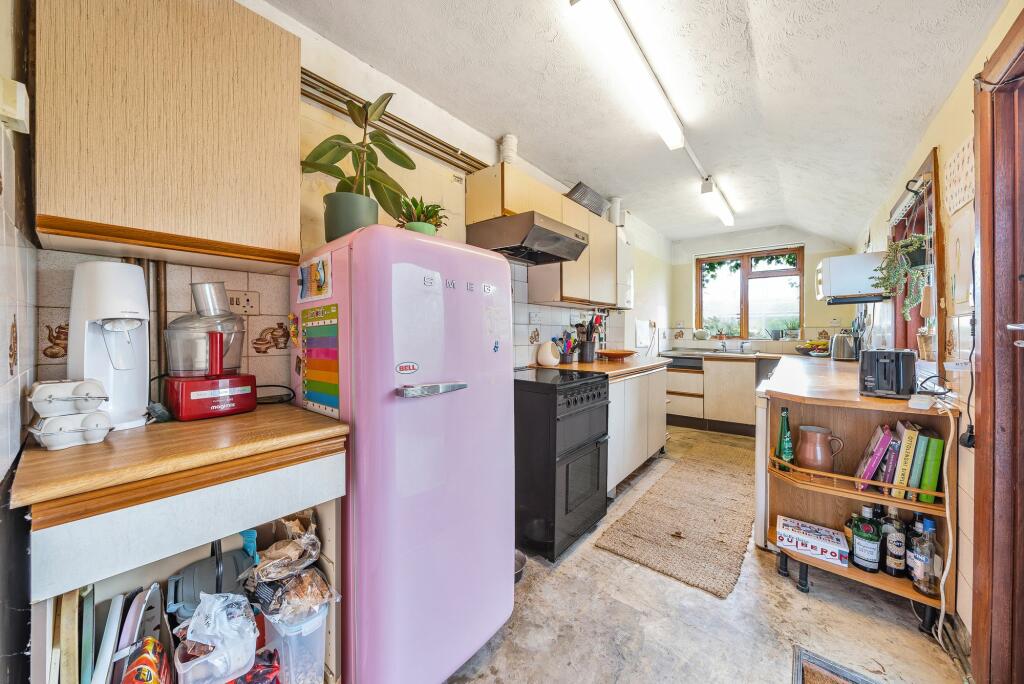 Kitchen (1)