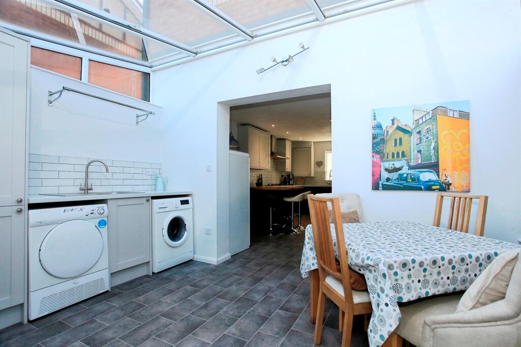 Conservatory/Utility/Dining 