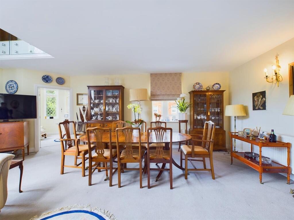 Open Plan Sitting/Dining Room
