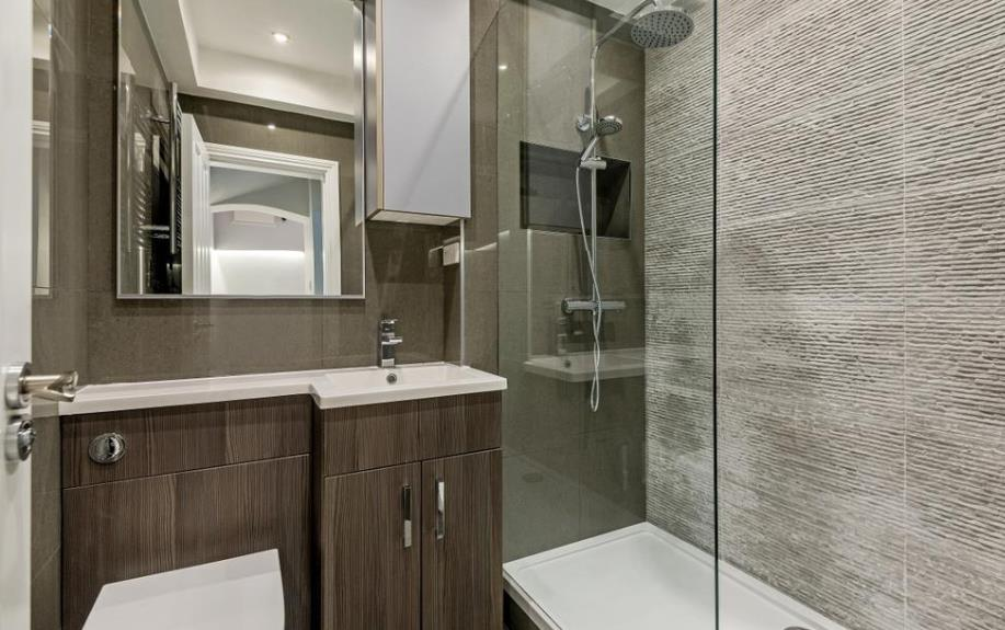 2 aquarius house 3 24.07.png