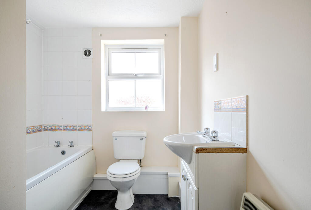 1307322-5-684c3c1...