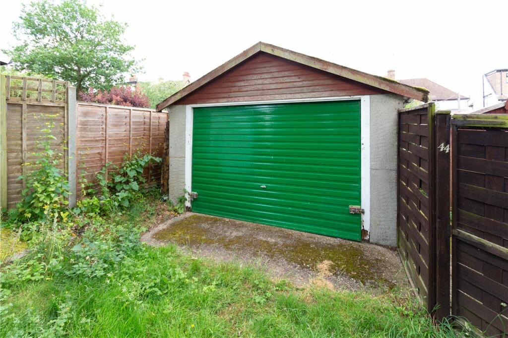 Garage