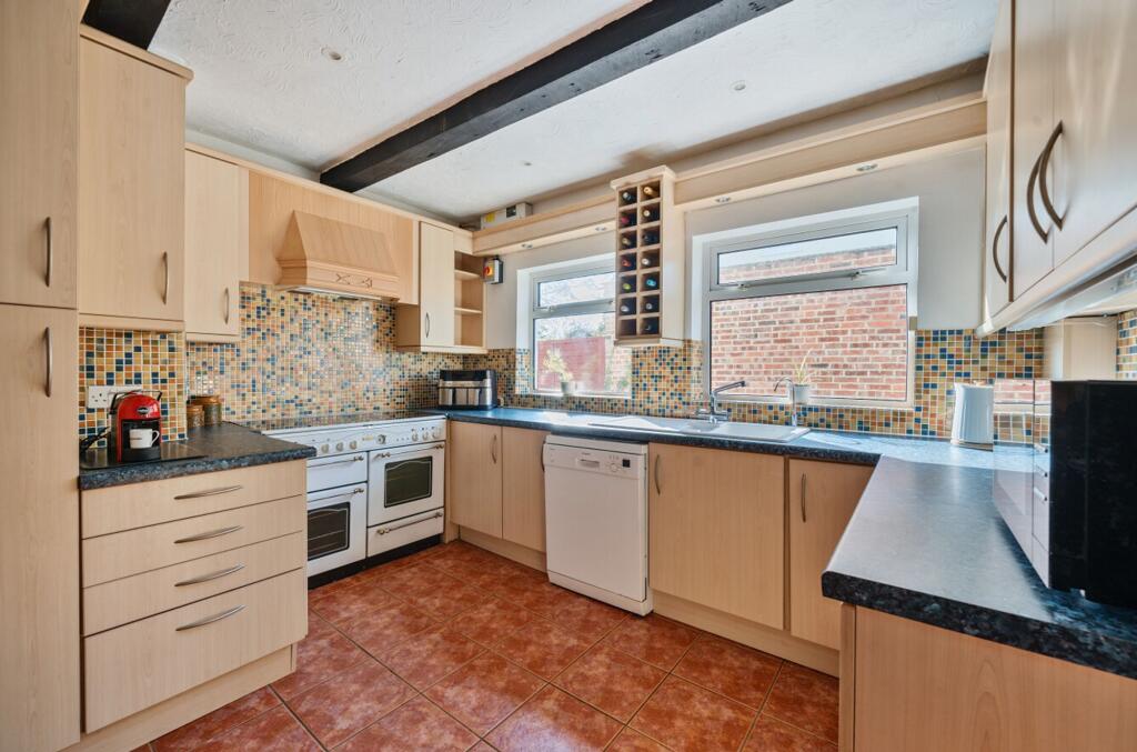 Fitted Kitchen