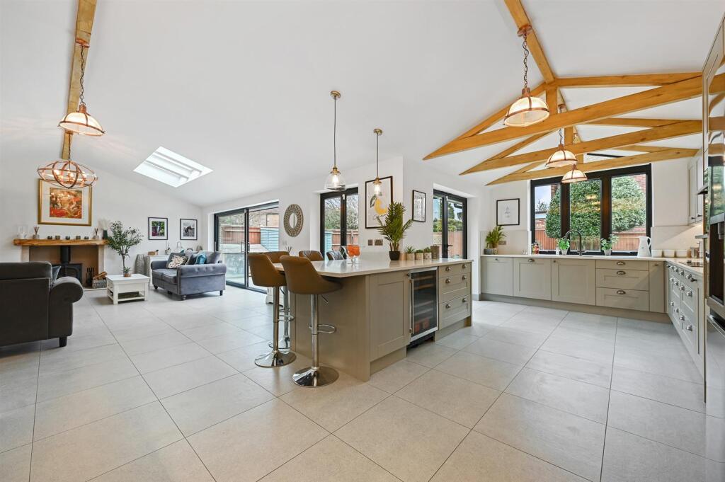 Kitchen to Lounge.jpg