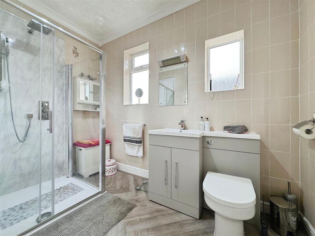 29f407b9-C3-4CC6-9CC3-68DBA0B0BB7A-540-0000006F3B7