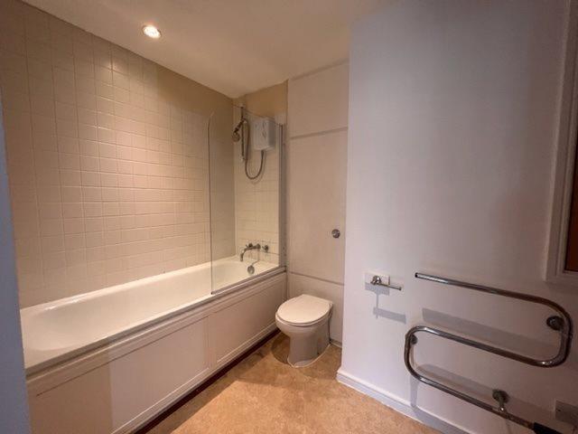 bathroom (19).jpg