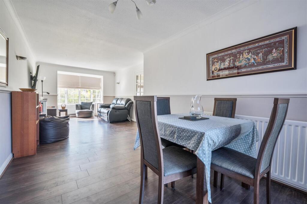 Living/Dining Room