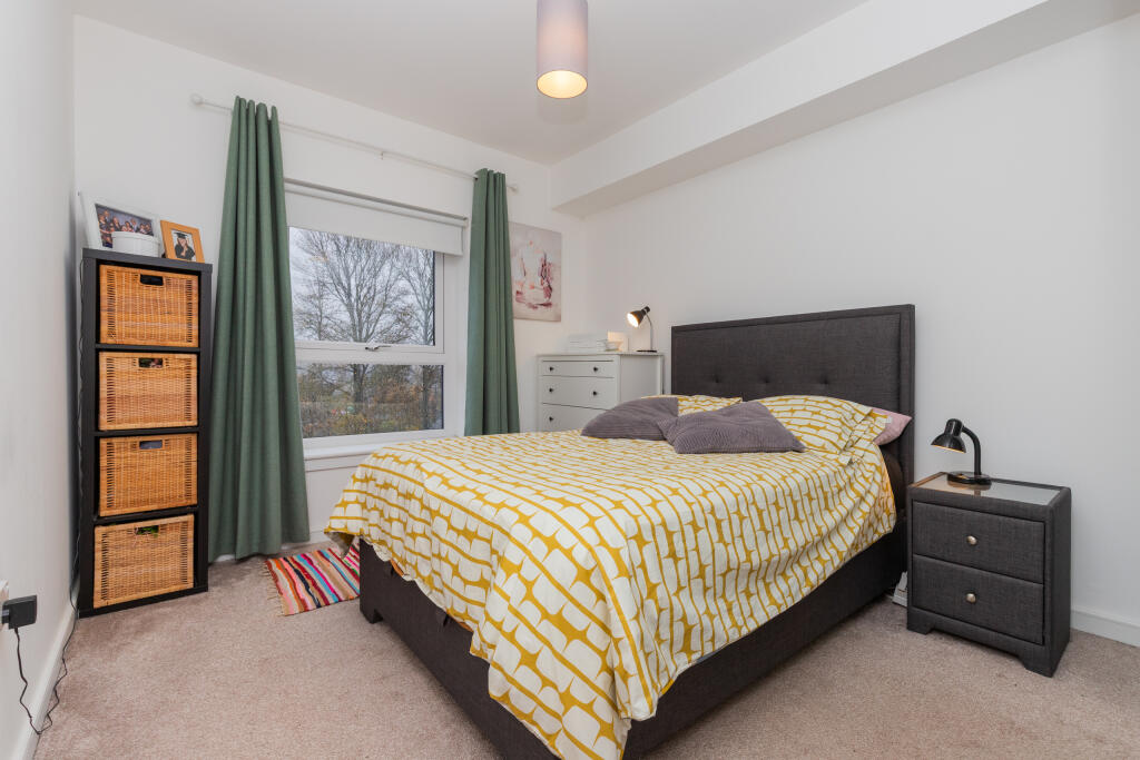 Flat 3-2, 2 Riverford Court Glasgow G43 1FB 2L-16