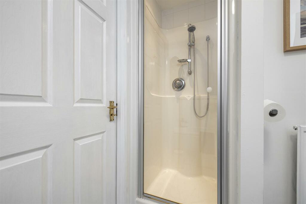 18 Cleuch Avenue North Middleton 40.JPG