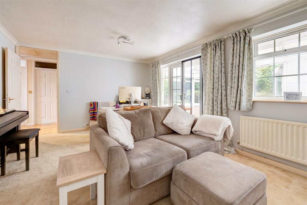 7 Knights Close, Ashby