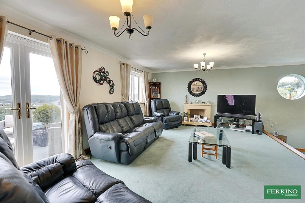 Open Plan Living /Dining Area