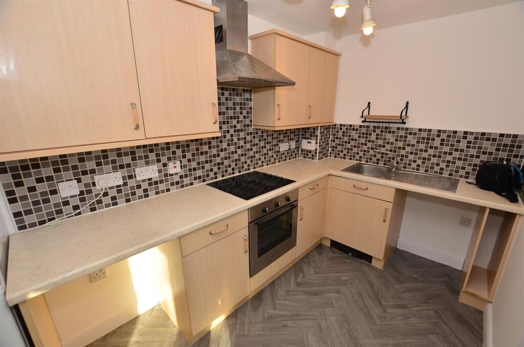 Fitted Kitchen