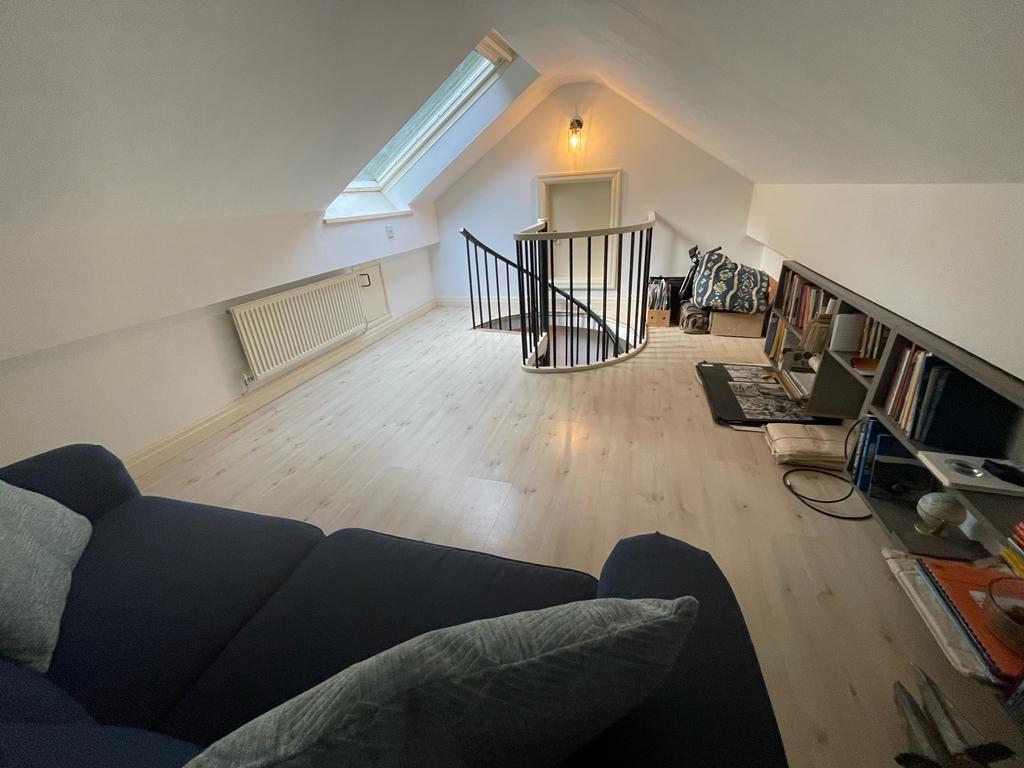 Top floor attic.jpg