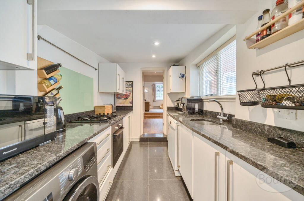 79907160-7ec7-490...