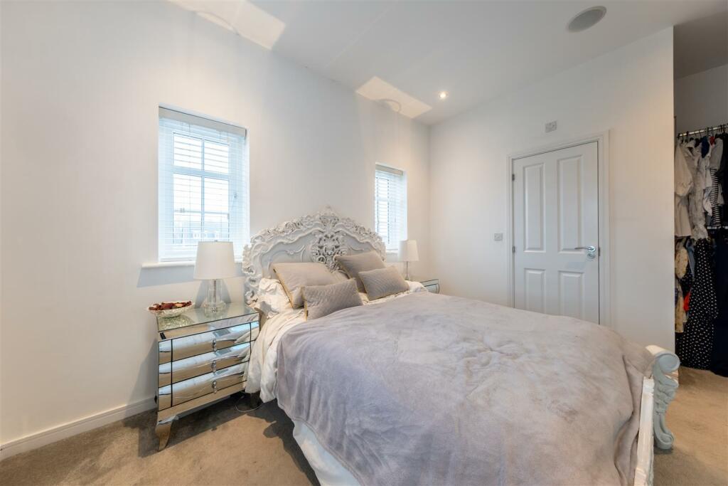 27 Hazelhurst Way-016.jpg
