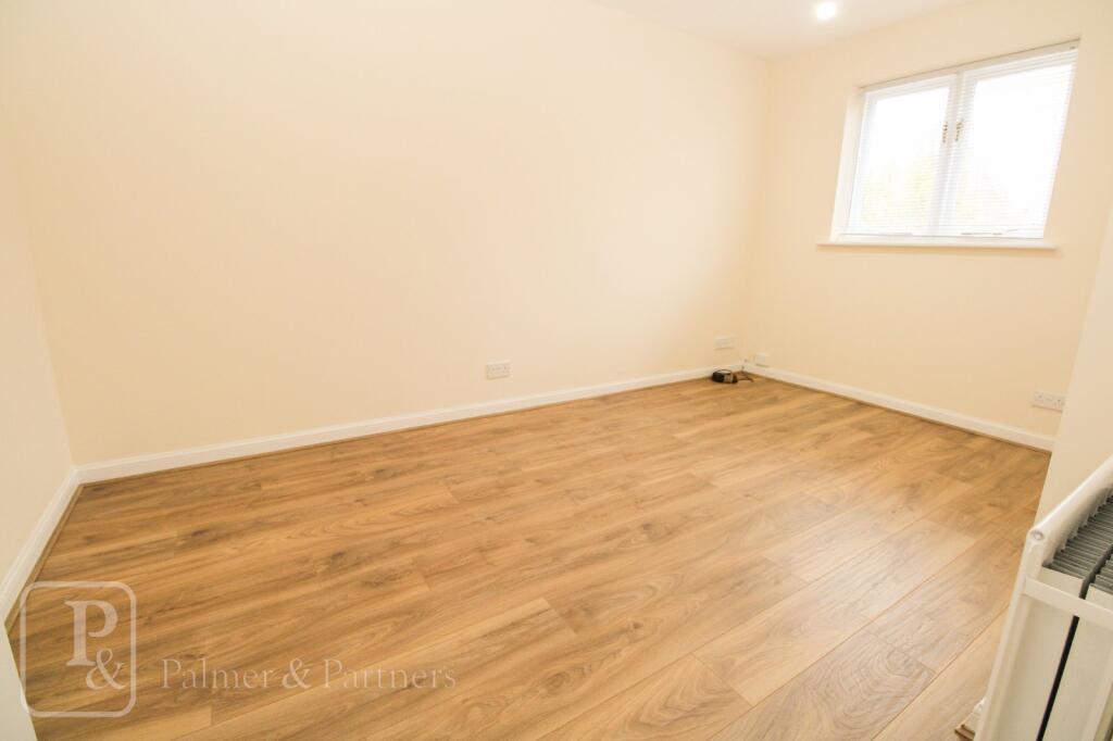 2nd Bedroom
