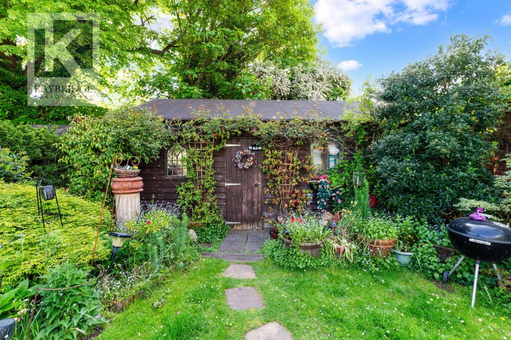 Old Bridge Lane, Epsom - KT17 4AD