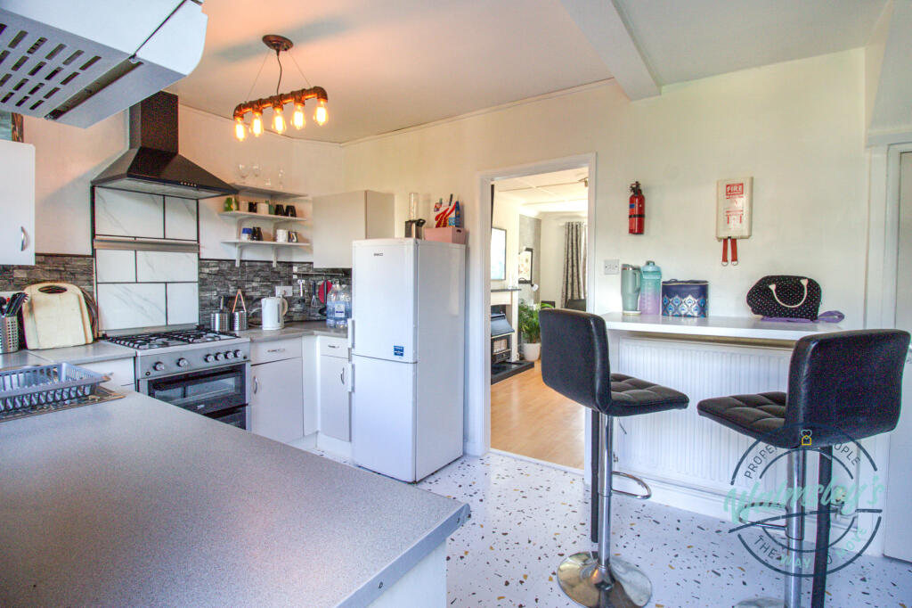 Kitchen breakfast room