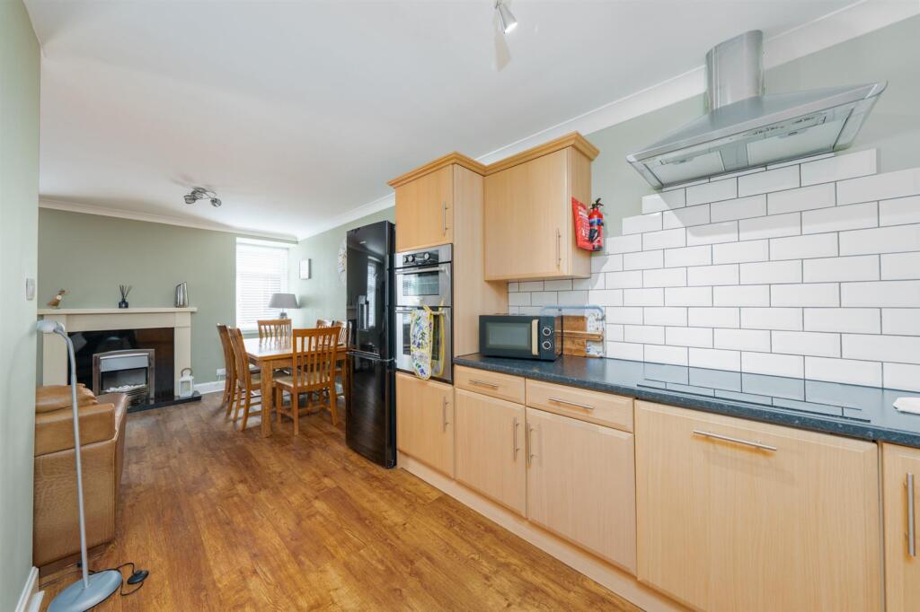 Flat 1_St Ellas-10.jpg