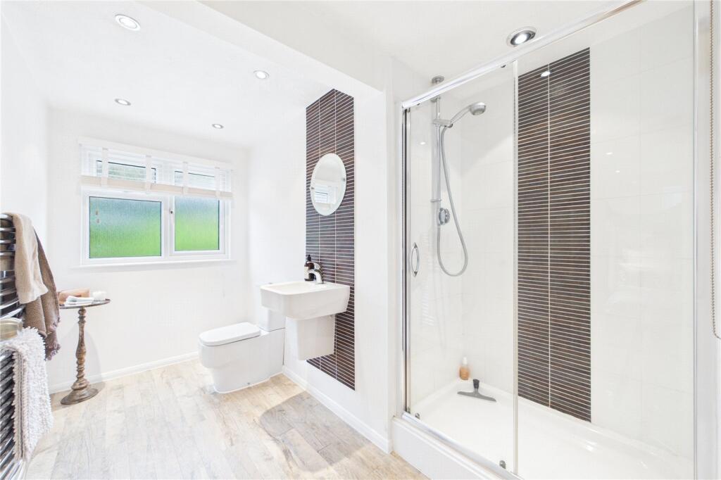 Bedroom 2 En Suite