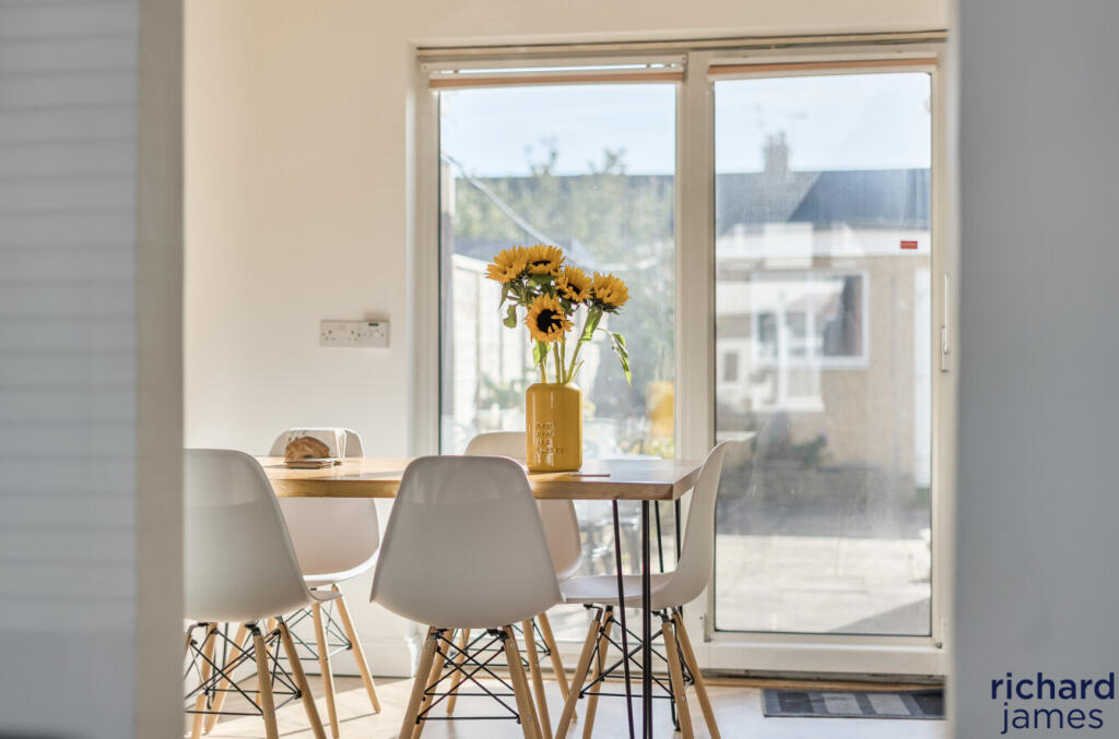 8573486994ef435e9a24f61ca89b28f7