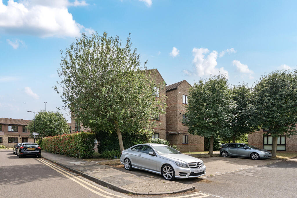 1315819-2-685c075...