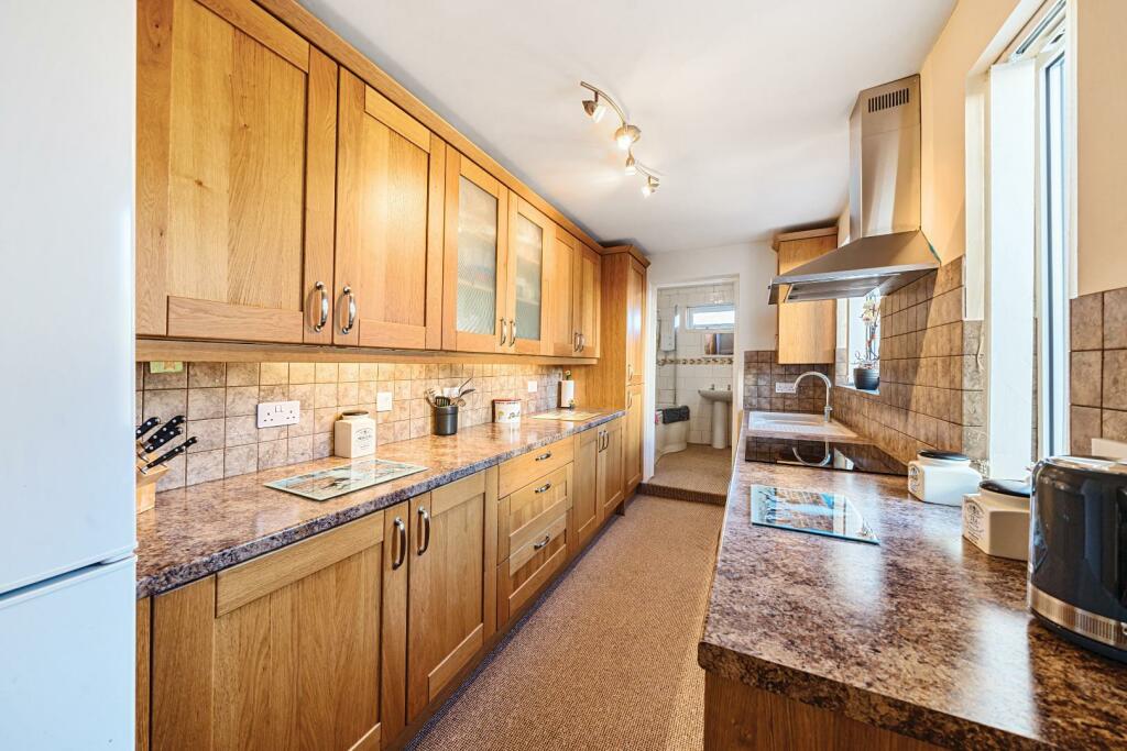 Kitchen second view.jpg