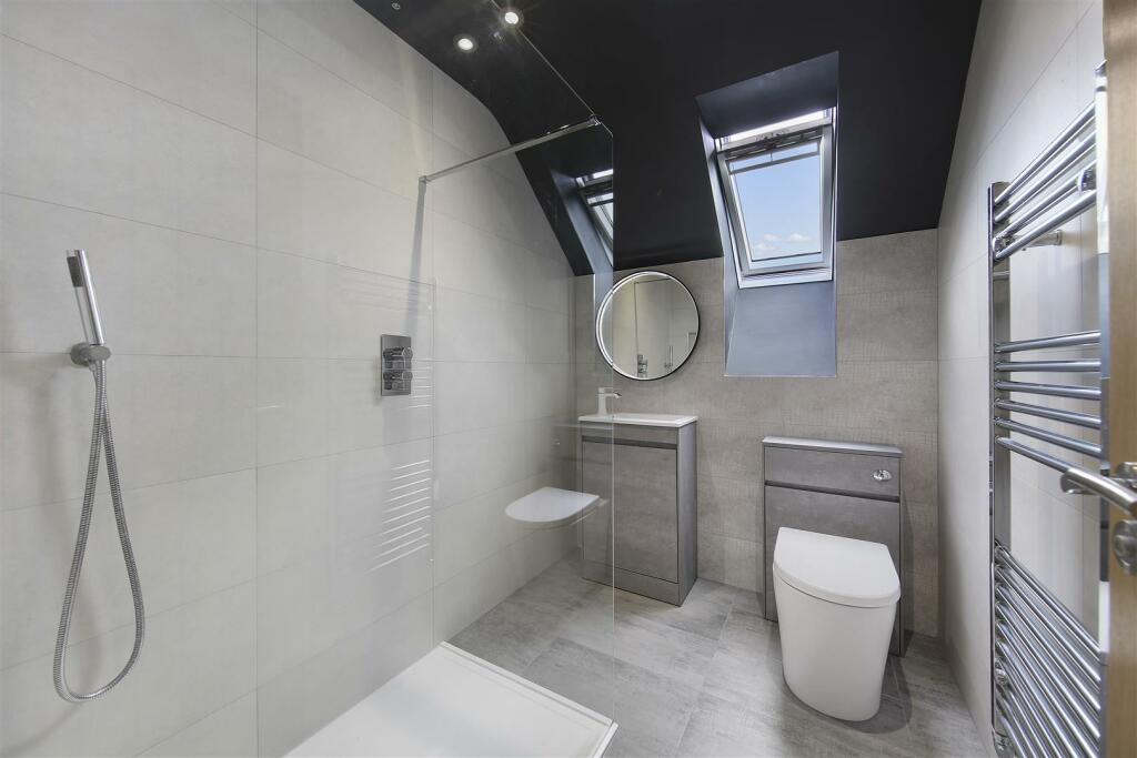 Ensuite.jpg