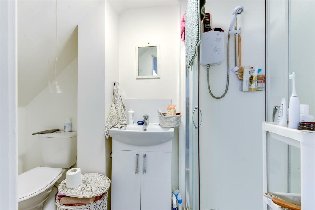 Flat 4-4.jpg