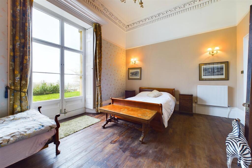 Rumwell Park, Wellington Road Rumwell, Taunton, TA