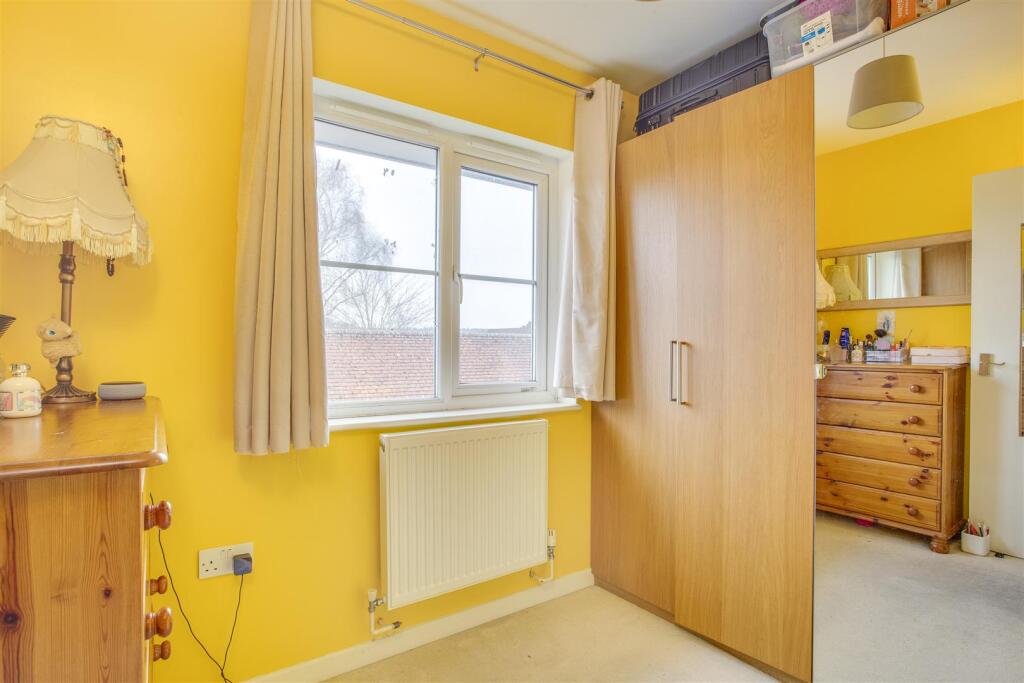 21 Greengate, Chairborough Road, HP12 3GZ-2.jpg