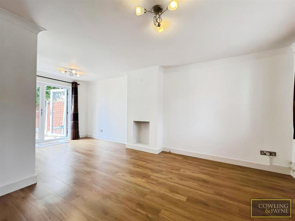 Living Room/Dining Room
