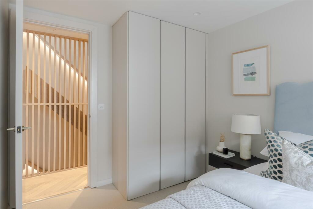 22 Ralph Court-14.jpg