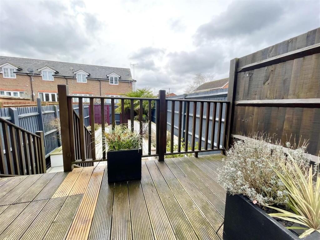 GARDEN 2