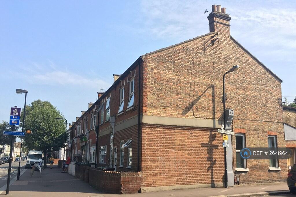 Unique End Of Terrace &amp; Historic Character