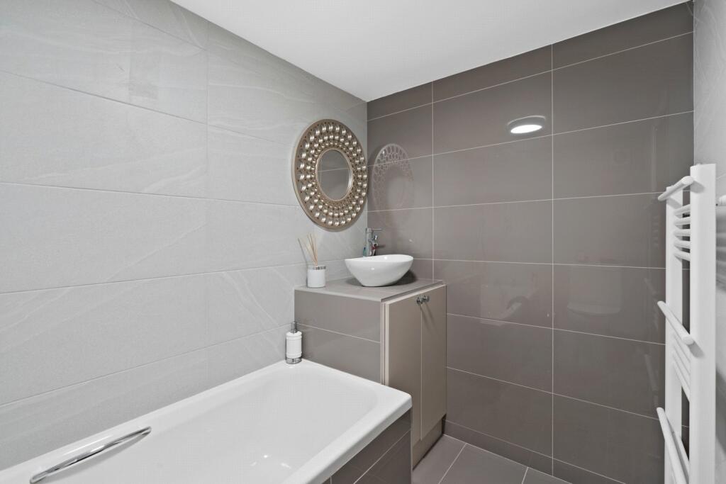 Ensuite Bathroom