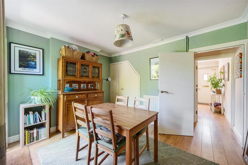 1289809-14-68248171b956f-ARW1289809-14-68248171b95