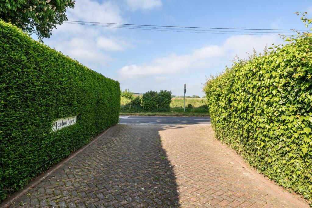 7-681dc3eec95a9-1...